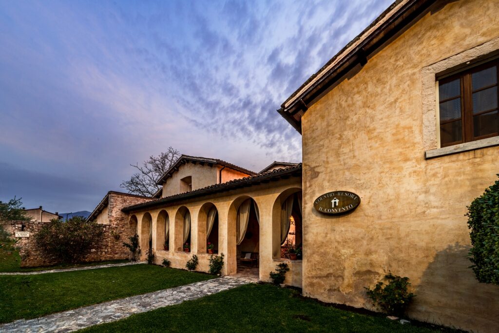 Convento-Santa-Croce-tramonto